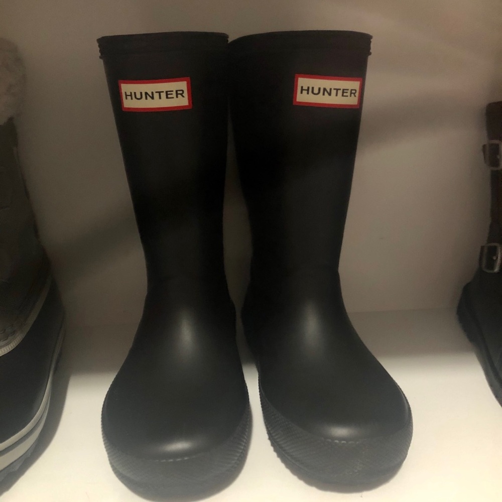 SOLD. Toddler/ little girl Hunter Boots- size 10